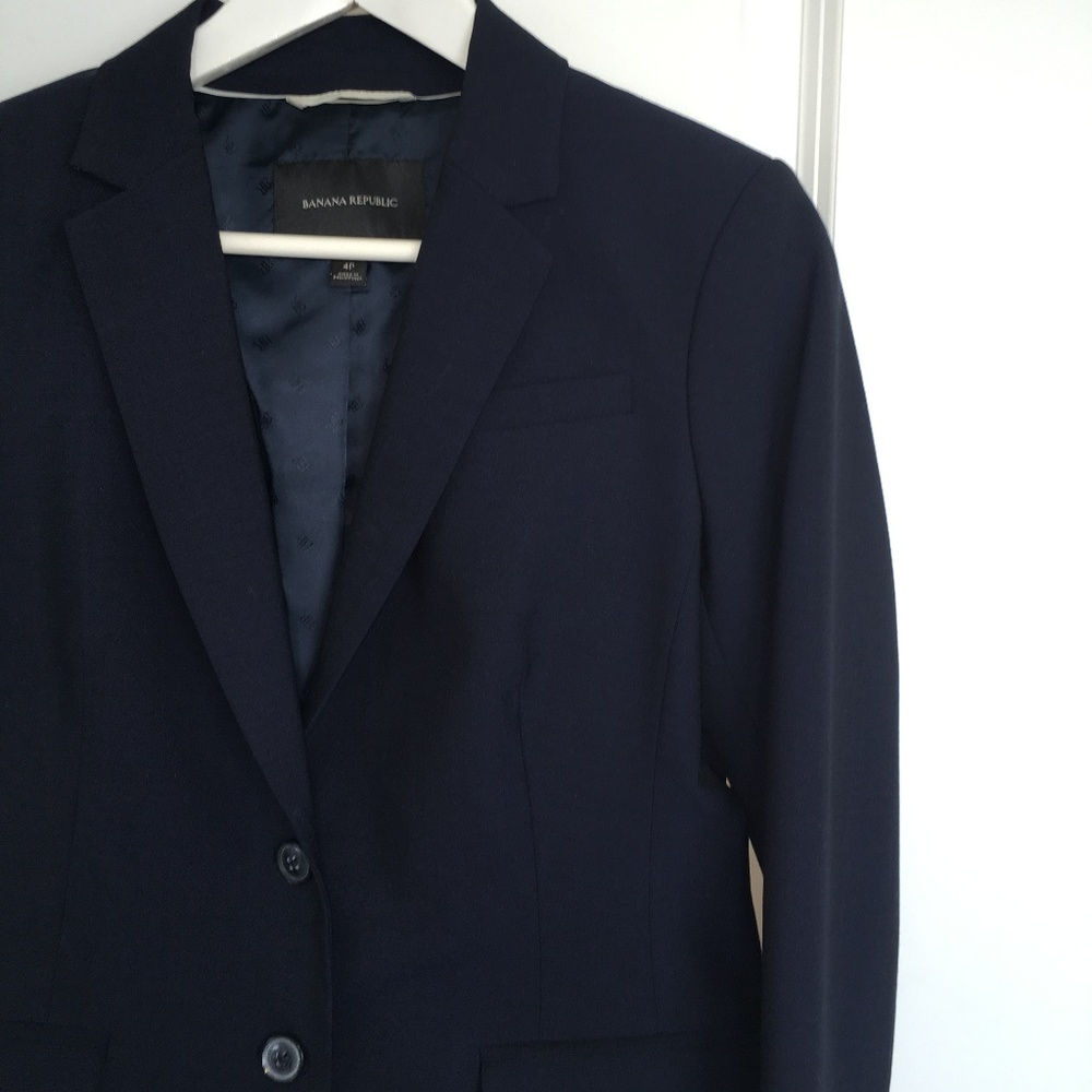 Banana Republic Navy Blazer-NWOT
